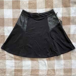 Eric + Lani XS Black Women's Flare Skirt Pleather accents